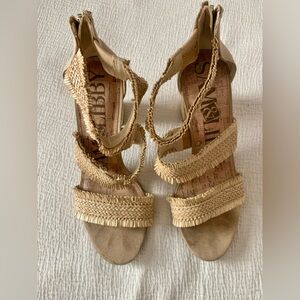 Beautiful Nude Fray Detail Heels